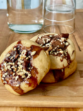 Charger l'image dans la galerie, Cookie chocolat noir noisettes