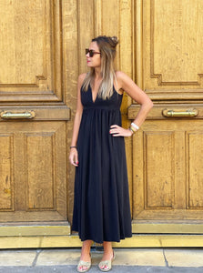 Robe-roux-logue-robe-noire-decoltée-Mylo-concept-store-paris-17