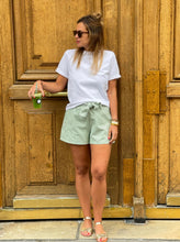 Charger l&#39;image dans la galerie, Short-Mykonos-short-blanc-rayures-vertes-Mylo-concept-store-paris-17