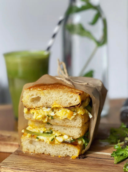 Flatbread œufs brouillés & Cheddar