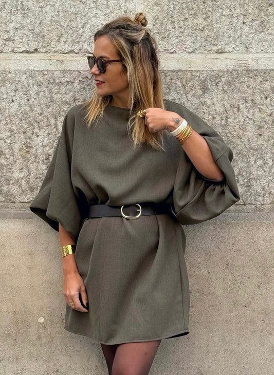 Robe Evisa kaki ceinturée vue trois quarts