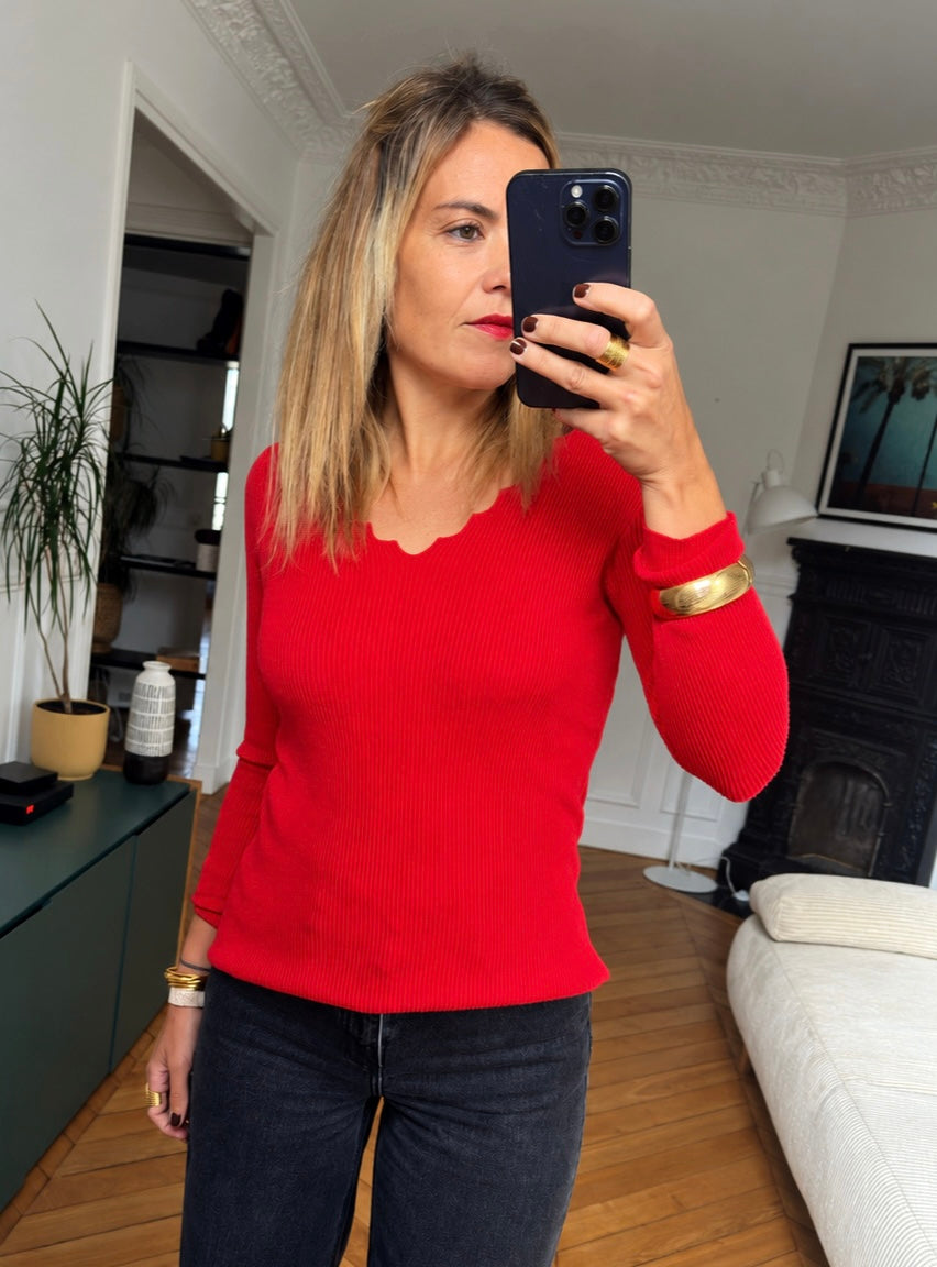 Top côtelé Tinyo rouge porté — MYLO, vue 1