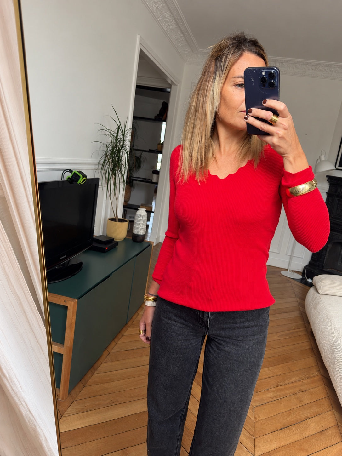 Top côtelé Tinyo rouge porté — MYLO, vue 3